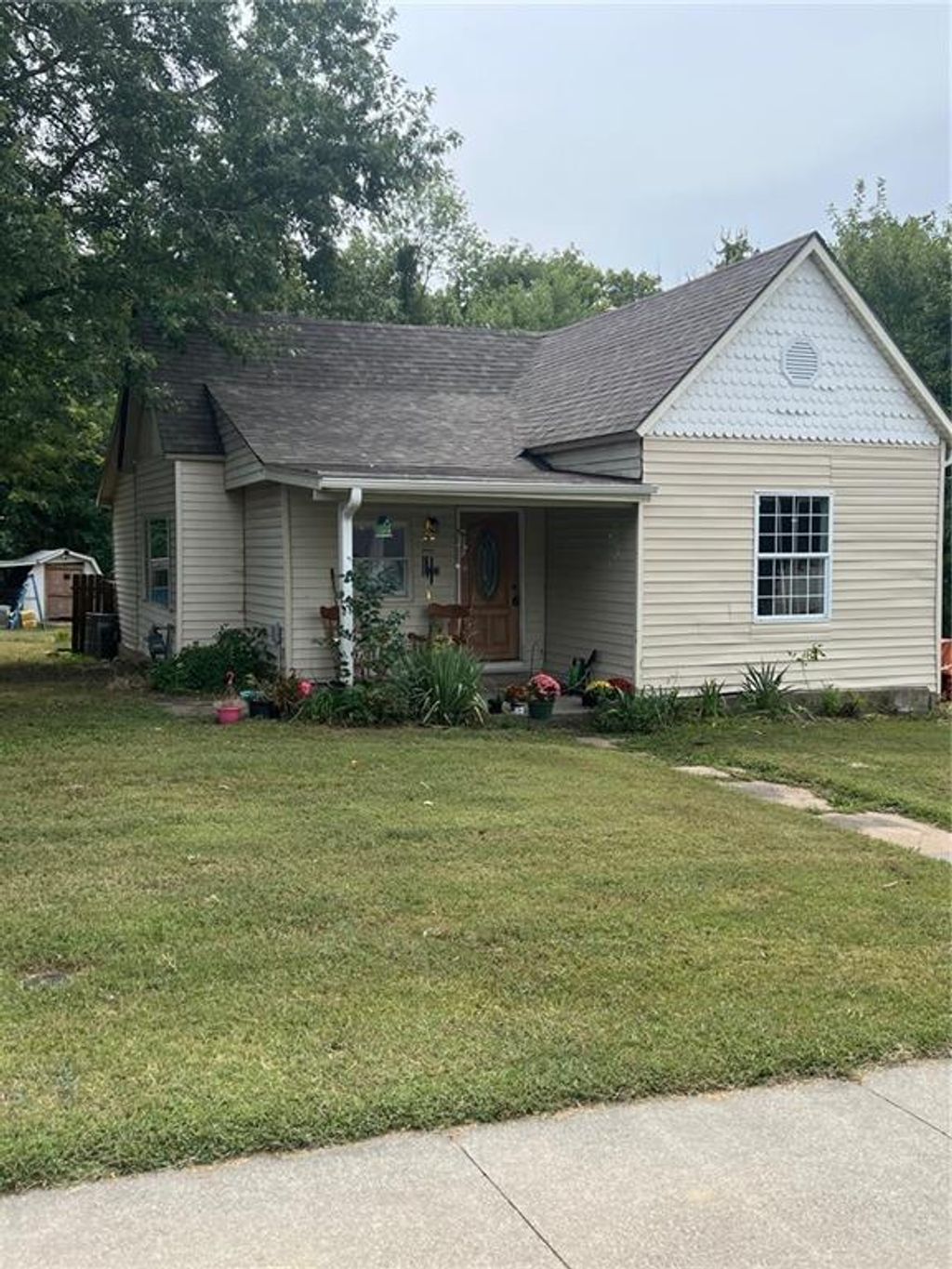 Photo of 503 W Hickory Street, Nevada, MO 64772 (MLS # 2599065)