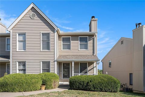 Photo of 4512 NW 58th Terrace, Kansas City, MO 64151 (MLS # 2579512)