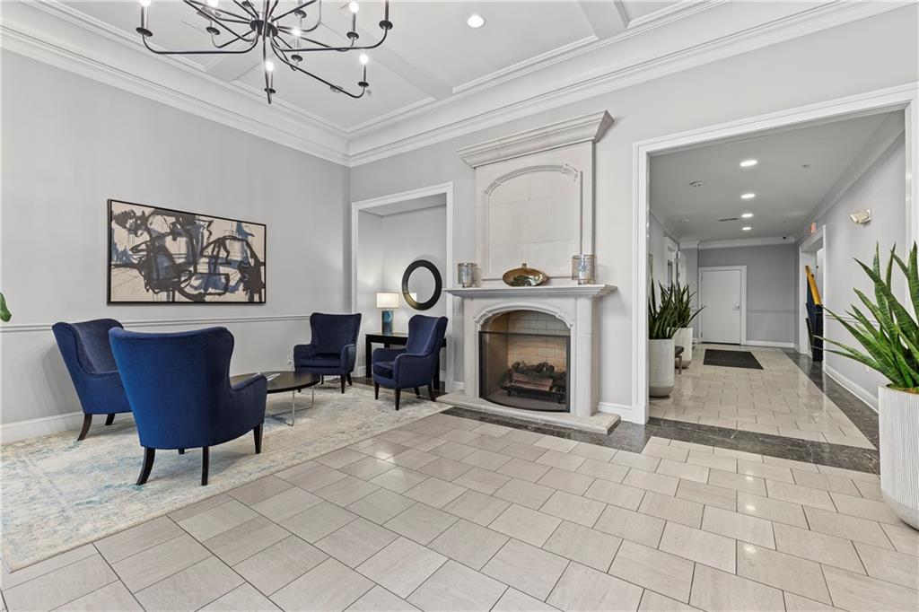 2929 McGee Trafficway 305