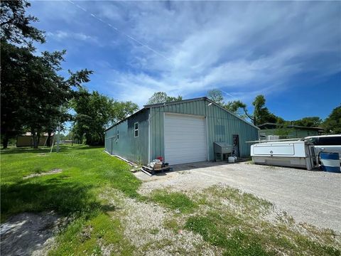 103 S Poplar Street Ottawa KS 66067