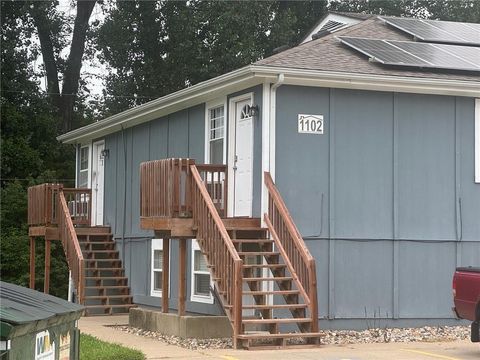 1102 N 4th Street Lansing KS 66043