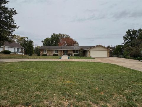 3923 SW Ward Road Lee's Summit MO 64082