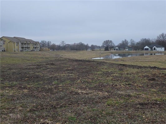 823 W 17TH ST, OTTAWA, KS 66067 - Image 777cd9e189b157b710fc1eb90dbe9e2d/80404542