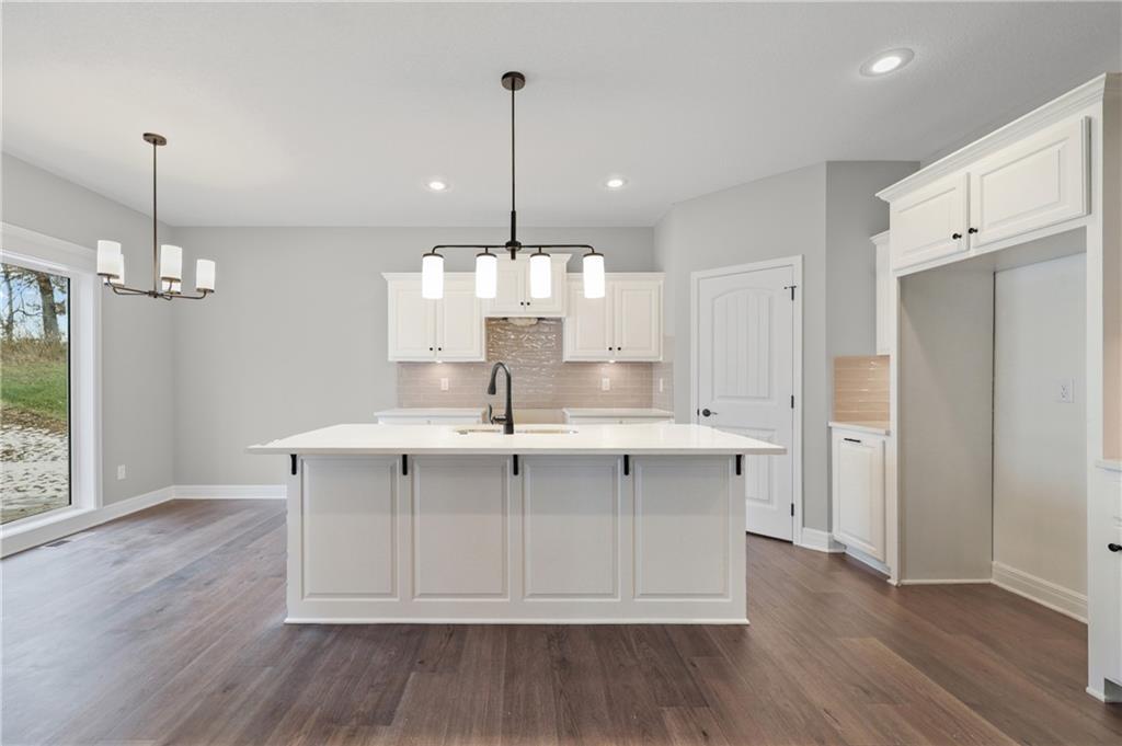 9337 N Belton Avenue