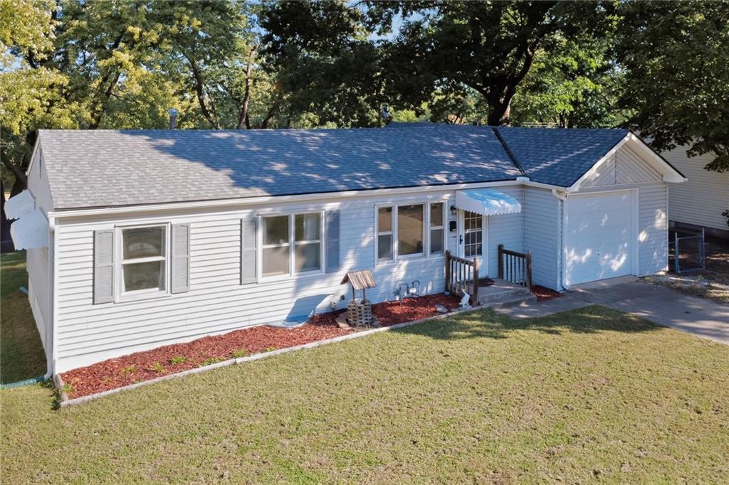 504 W 38TH Street N