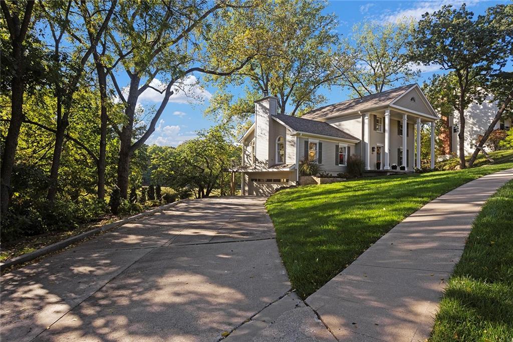 900 Wildbriar Drive
