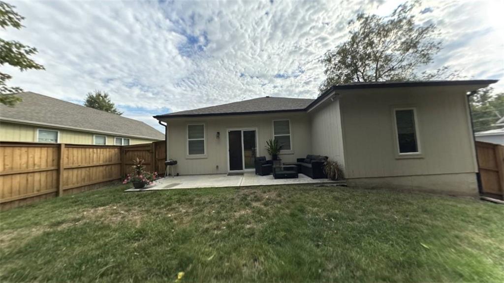 1108 SE Oak Ridge Drive
