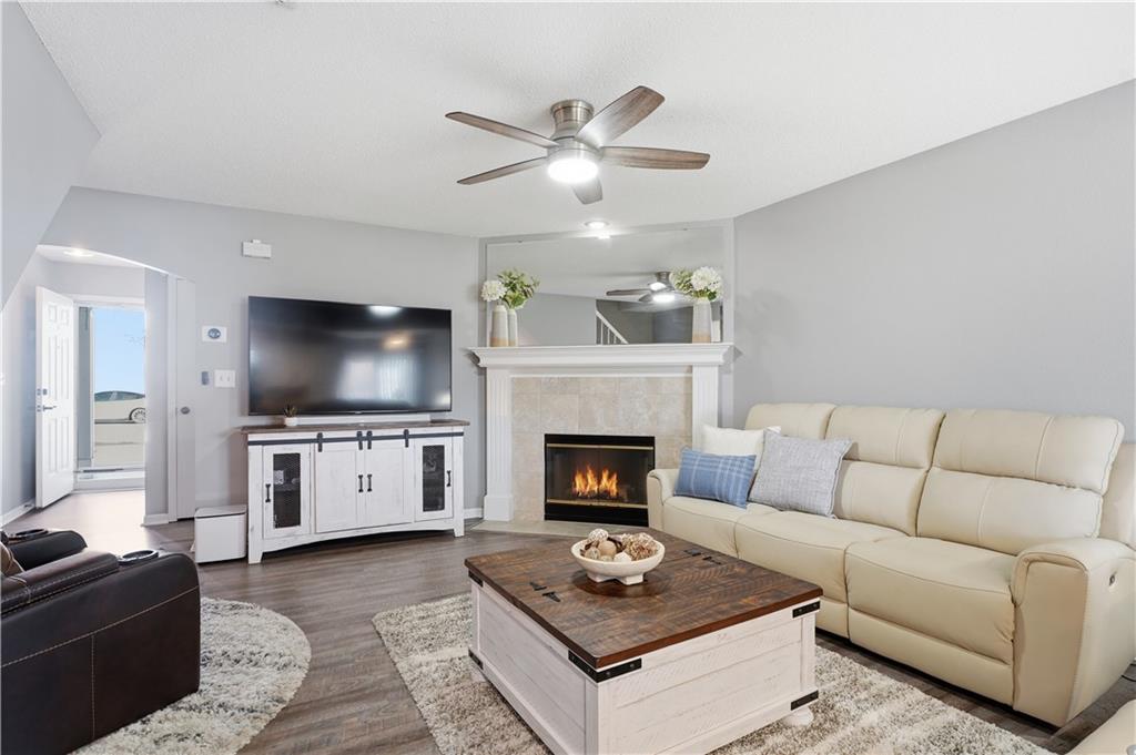 5683 NW Plantation Lane 194-B