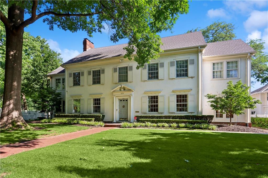 838 W 58th Street