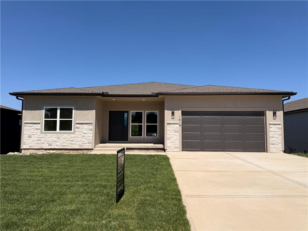 Photo 1 of 3 — 1416 NE Earnest Way, Lee's Summit, MO 64086