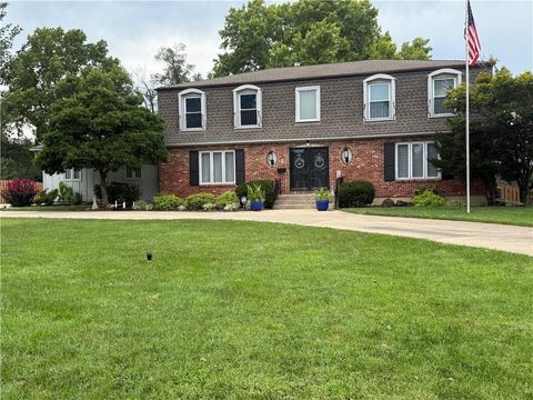 4950 Parish Drive Roeland Park KS 66205