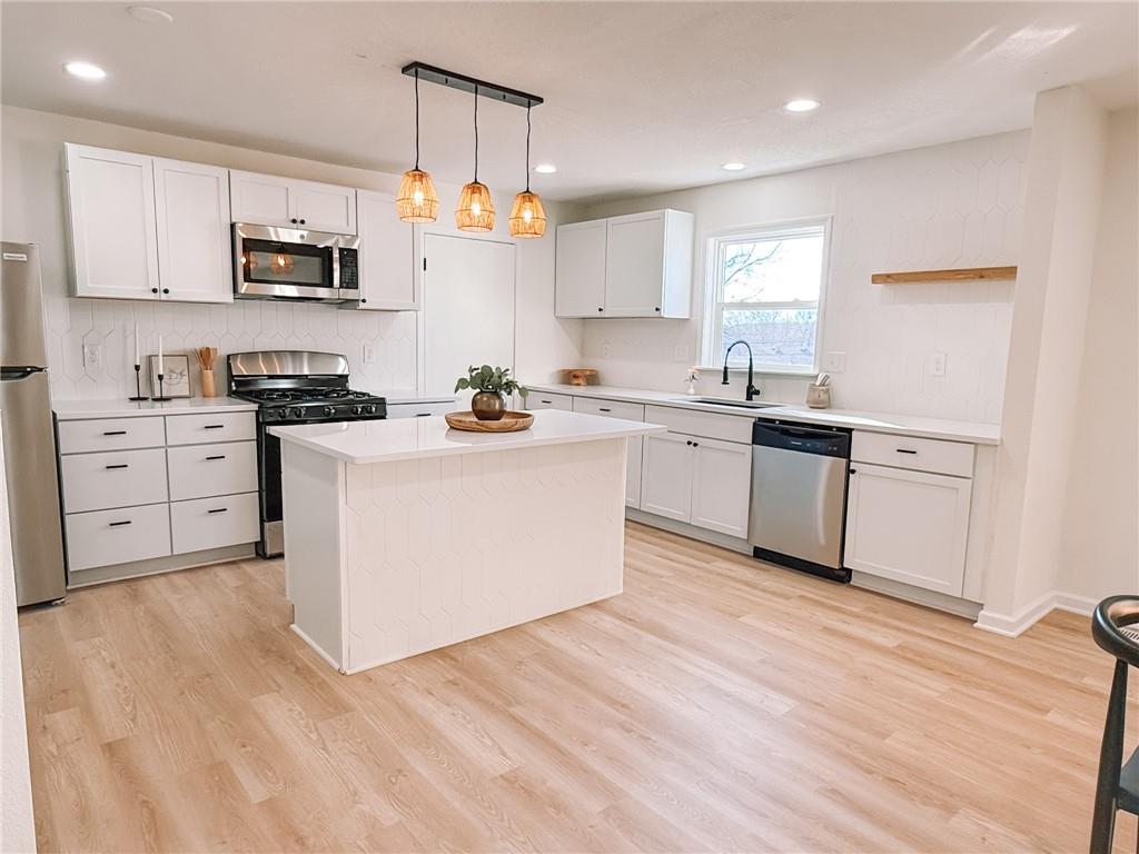 8910 Western Hills Drive