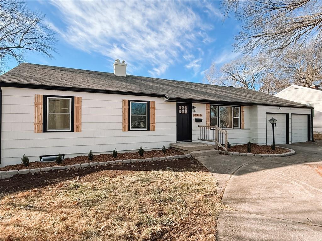 8910 Western Hills Drive