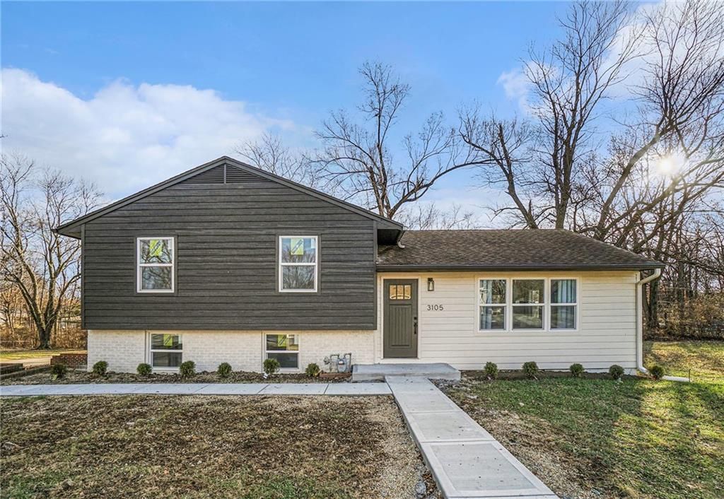 Photo of 3105 Hagemann Street, Kansas City, KS 66106 (MLS # 2591961)