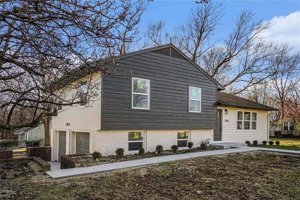 Photo of 3105 Hagemann Street, Kansas City, KS 66106 (MLS # 2591961)