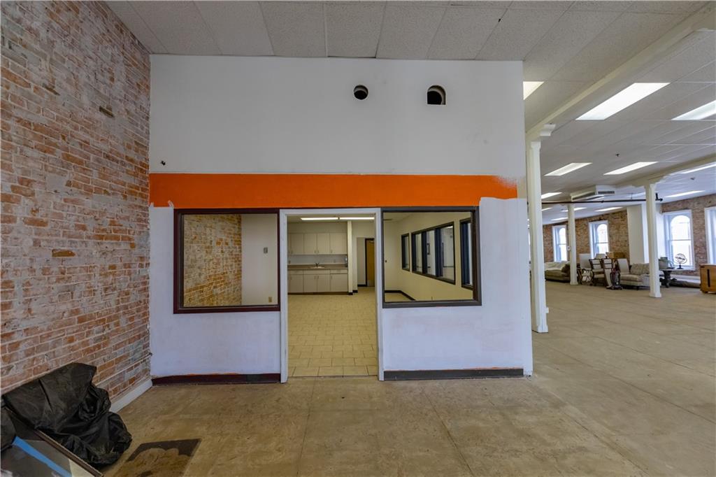 St Joseph, Missouri 64501, United States, ,Residential,Active,38668