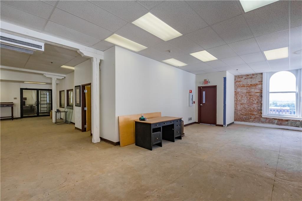 St Joseph, Missouri 64501, United States, ,Residential,Active,38668