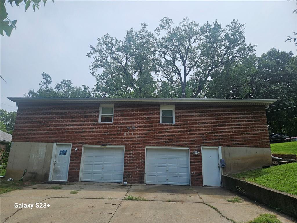 104-106 S Oxford Avenue