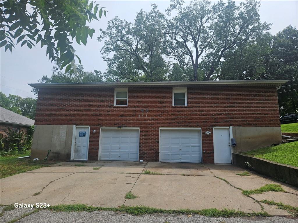 104-106 S Oxford Avenue