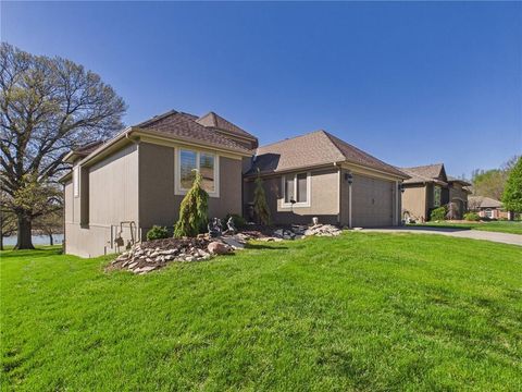 Photo of 4805 N 124th Terrace, Kansas City, KS 66109 (MLS # 2613769)