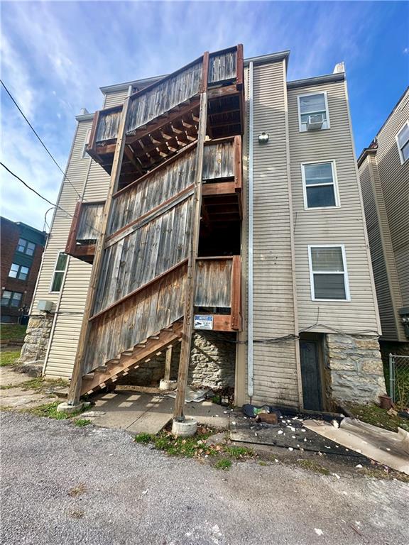 2701 & 2454 Benton Boulevard