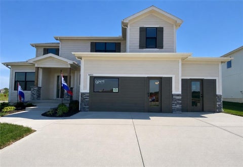 Photo of 18901 W 193rd Terrace, Spring Hill, KS 66083 (MLS # 2587379)