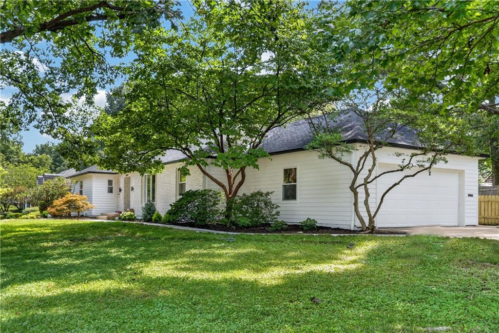 8224 Linden Drive