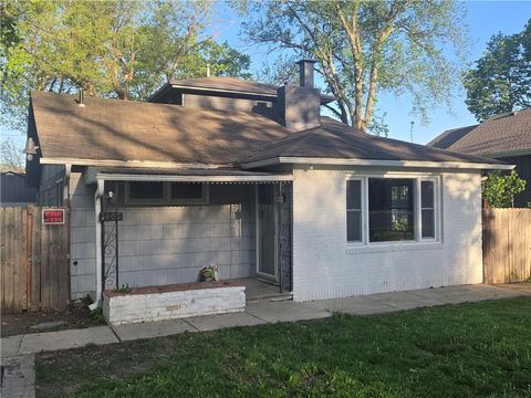 1402 S Dodgion Avenue, Independence, MO 64055 - #: 2609110