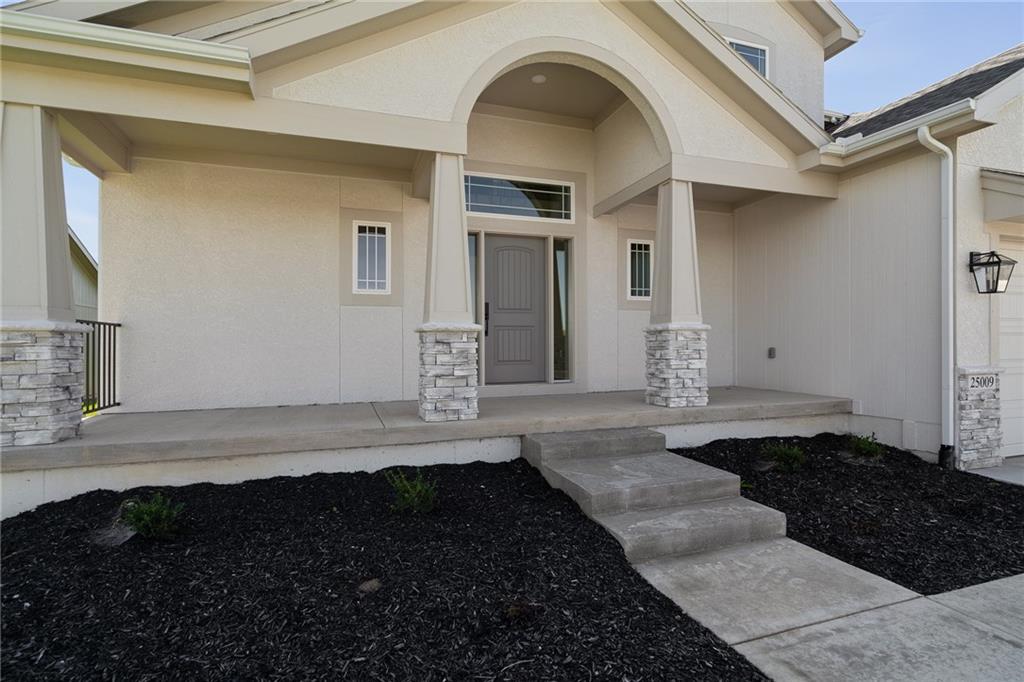 25009 W 89th Terrace