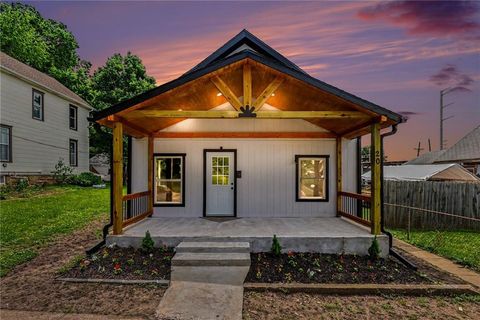 Photo of 20 S Minnie Street, Kansas City, KS 66103 (MLS # 2622324)