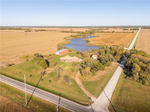 Photo of 805 Shetland Road, LeRoy, KS 66839 (MLS # 2583366)