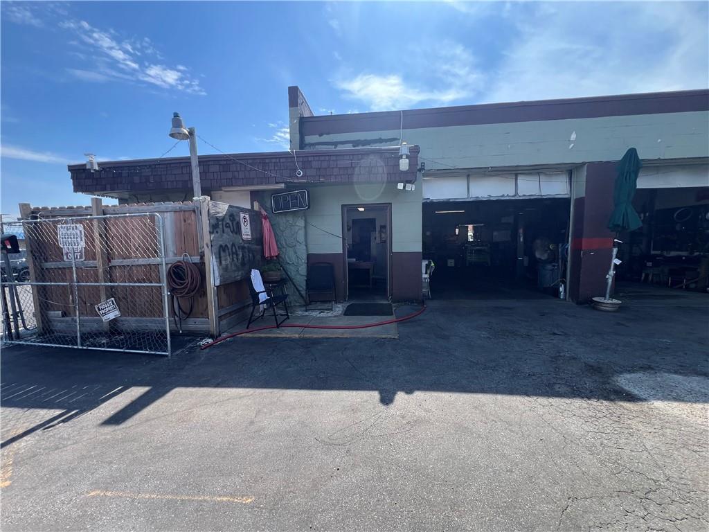 11800 Blue Ridge Boulevard