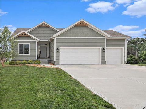 9024 SE 1st Street Blue Springs MO 64064