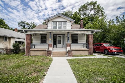 2236 Hickam Drive Kansas City KS 66104