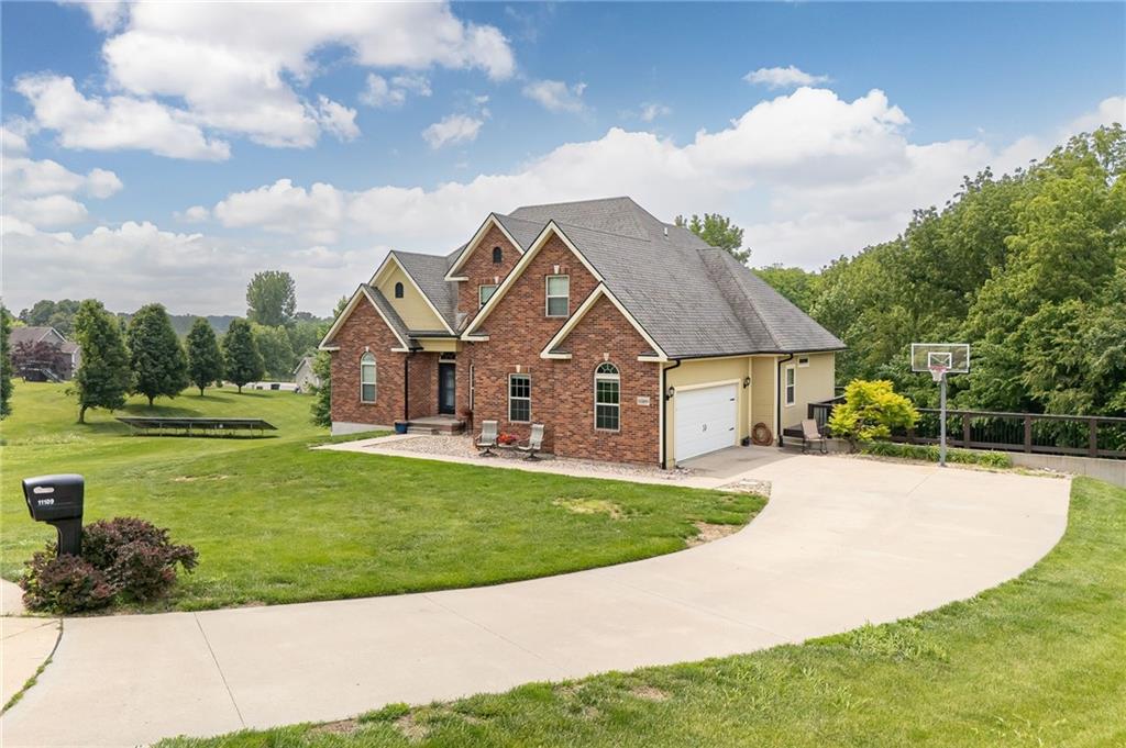 11109 Club View Drive