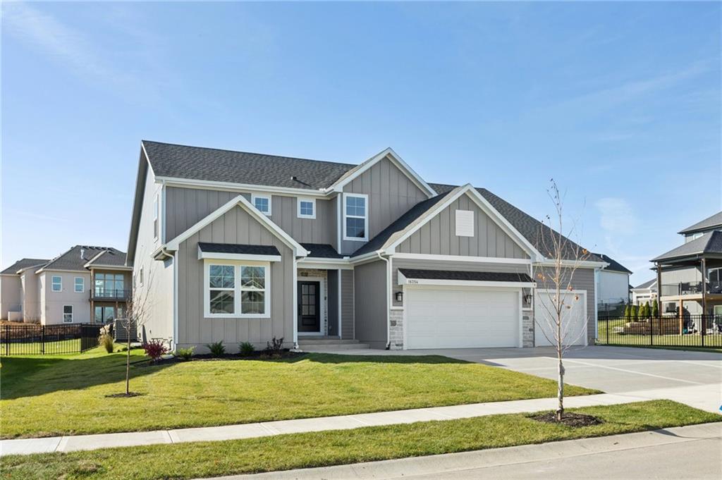 16354 Spring Valley Street