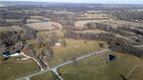 24400 NE 136th Street Excelsior Springs MO 64024