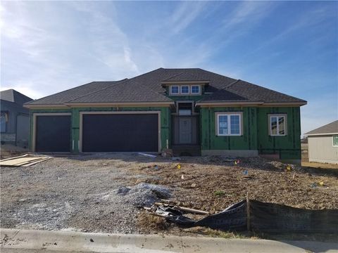 4490 145th Terrace Basehor KS 66007