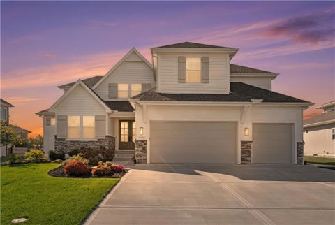 Photo of 14686 S Parkhill Street, Olathe, KS 66062 (MLS # 2633244)