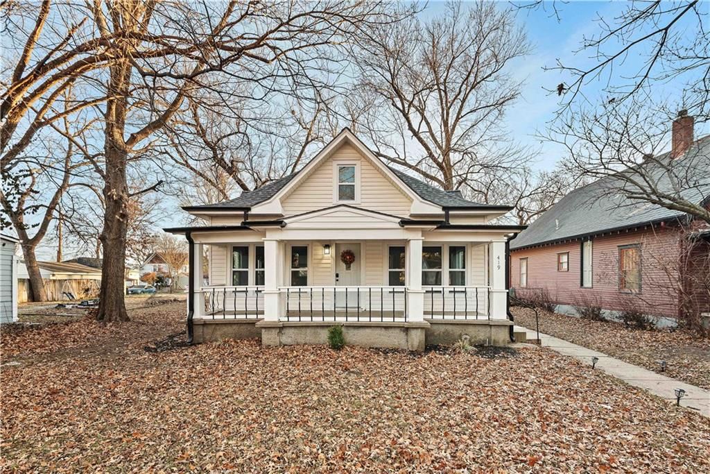 Photo of 419 kearney Street, Manhattan, KS 66502 (MLS # 2598782)