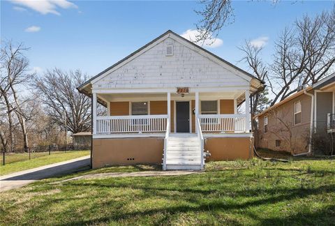 8219 Wayne Avenue, Kansas City, MO 64131 - MLS#: 2609582