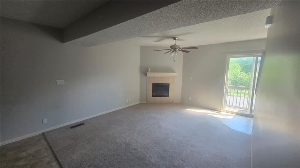 425 Hawthorne Boulevard 4