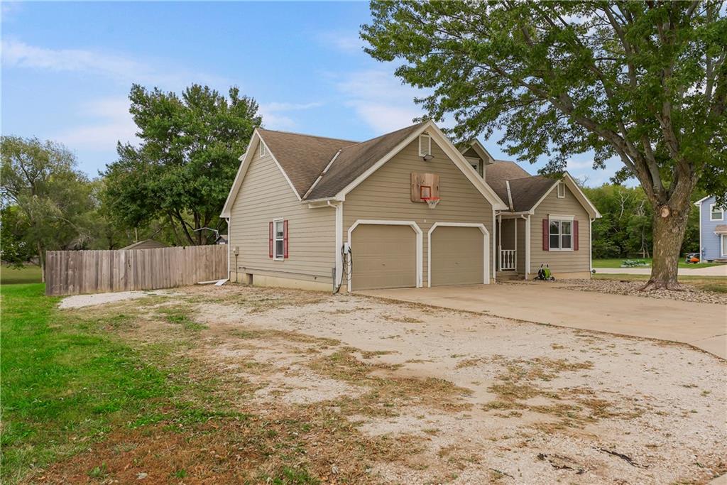 15855 Gardner West Road