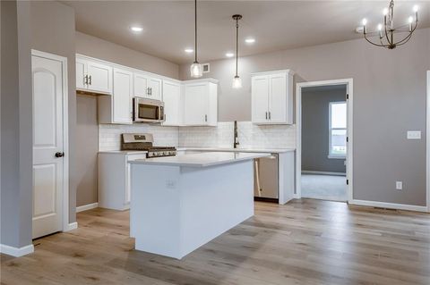 18400 W 205th Street Spring Hill KS 66083