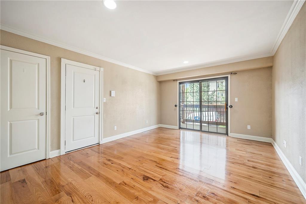 1104 W 46th Street