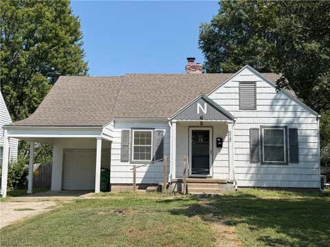 Photo of 513 N Delaware Street, Butler, MO 64730 (MLS # 2638224)