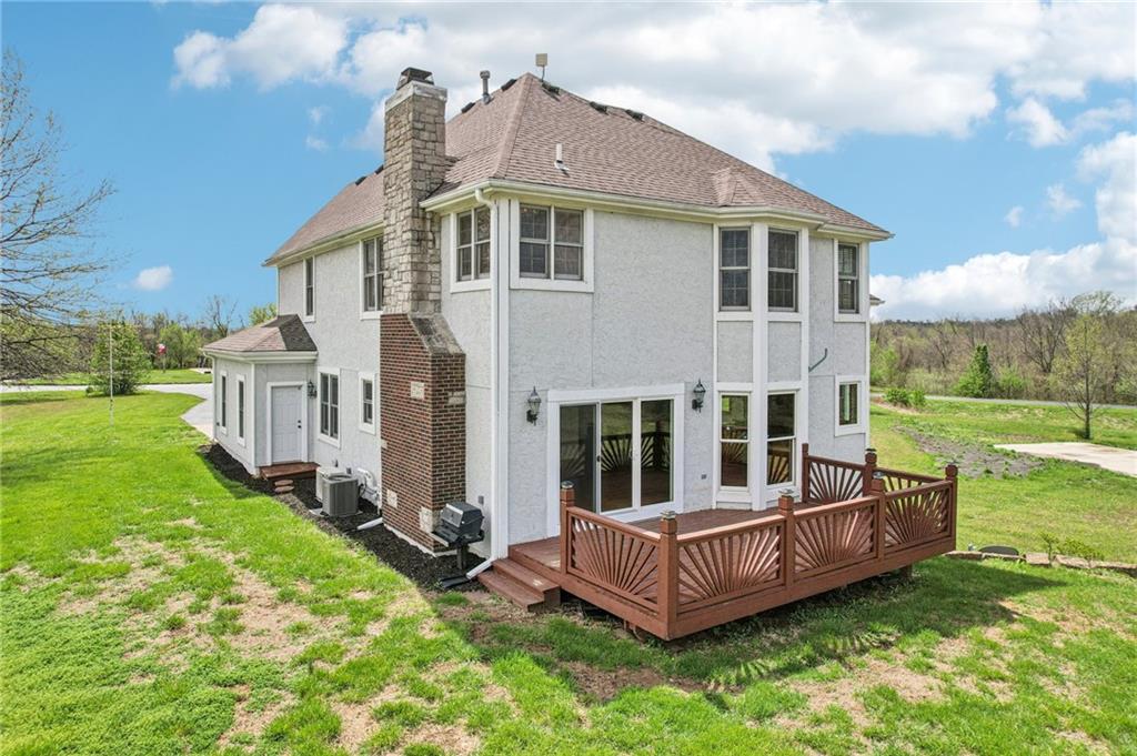 16374 Lake Point Drive