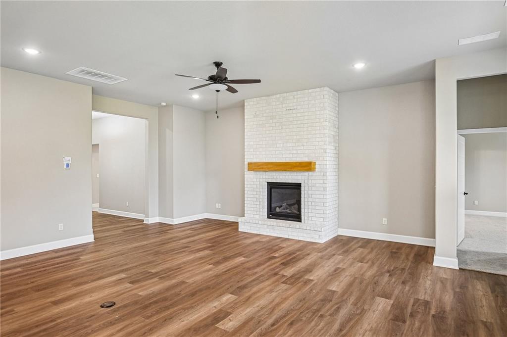 16322 W 166th Court