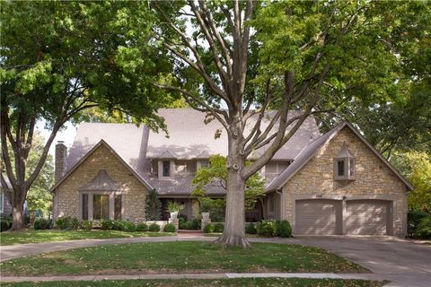 4704 W 88th Street Prairie Village KS 66207