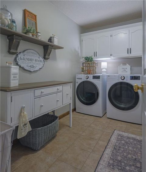 Tiny photo for 953 Yancey Street, Liberty, MO 64068 (MLS # 2621839)